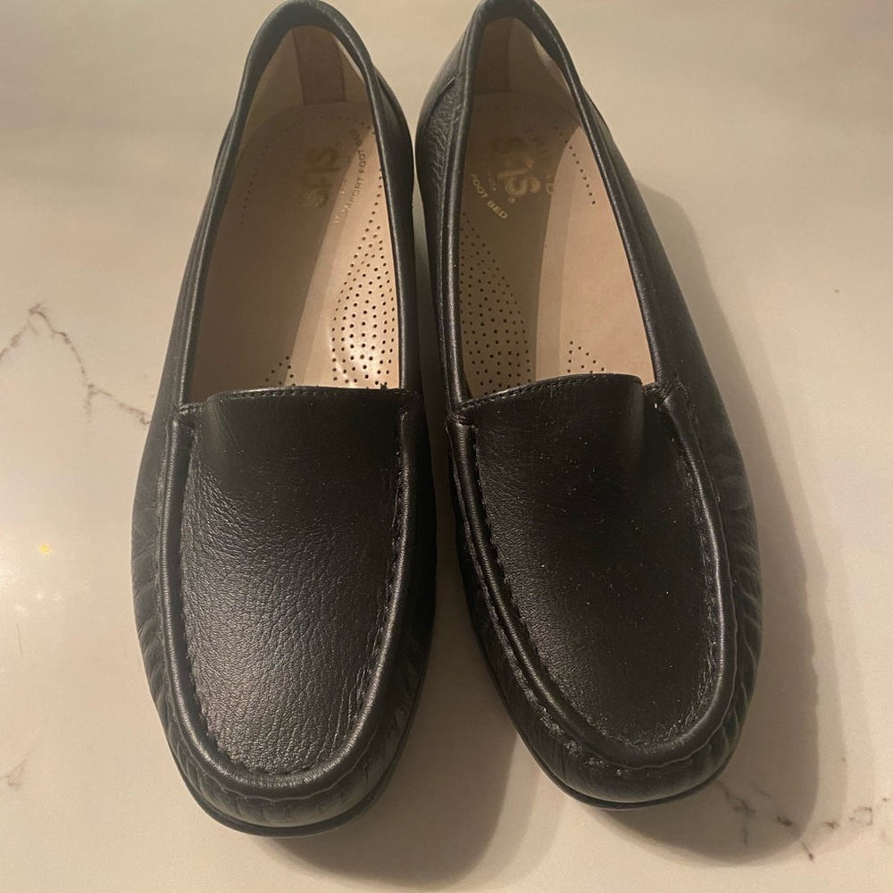 Shoes never worn